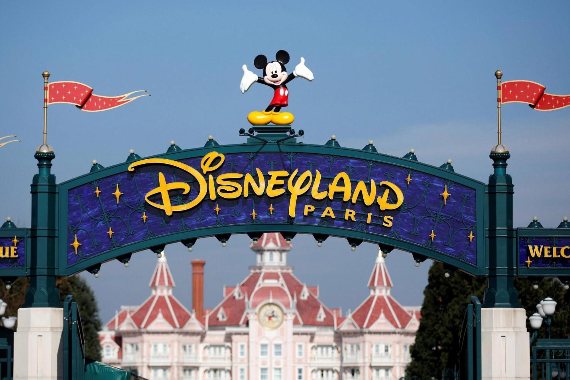 מו La Royaute A 22 Min De Disneyland Et Center Parcs מראה חיצוני תמונה